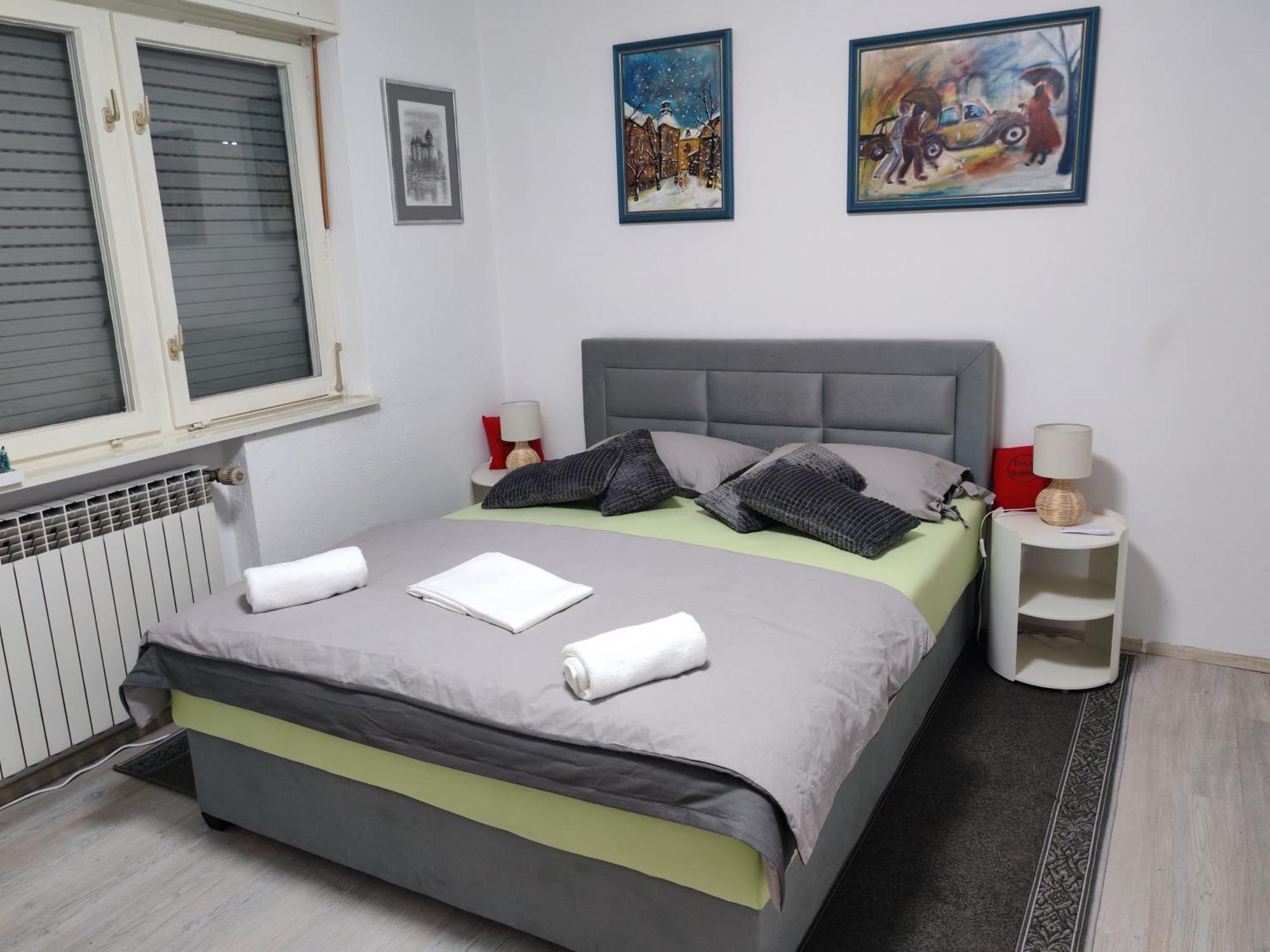 Apartman Ivana คาร์โลวัตส์ ภายนอก รูปภาพ